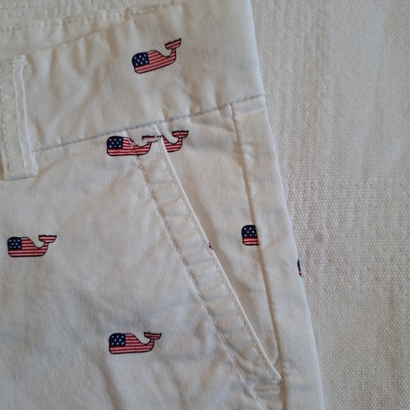 Vineyard Vines girls size 10 Whale flag print fabric, 2 front 2 back pockets EUC - Picture 2 of 5